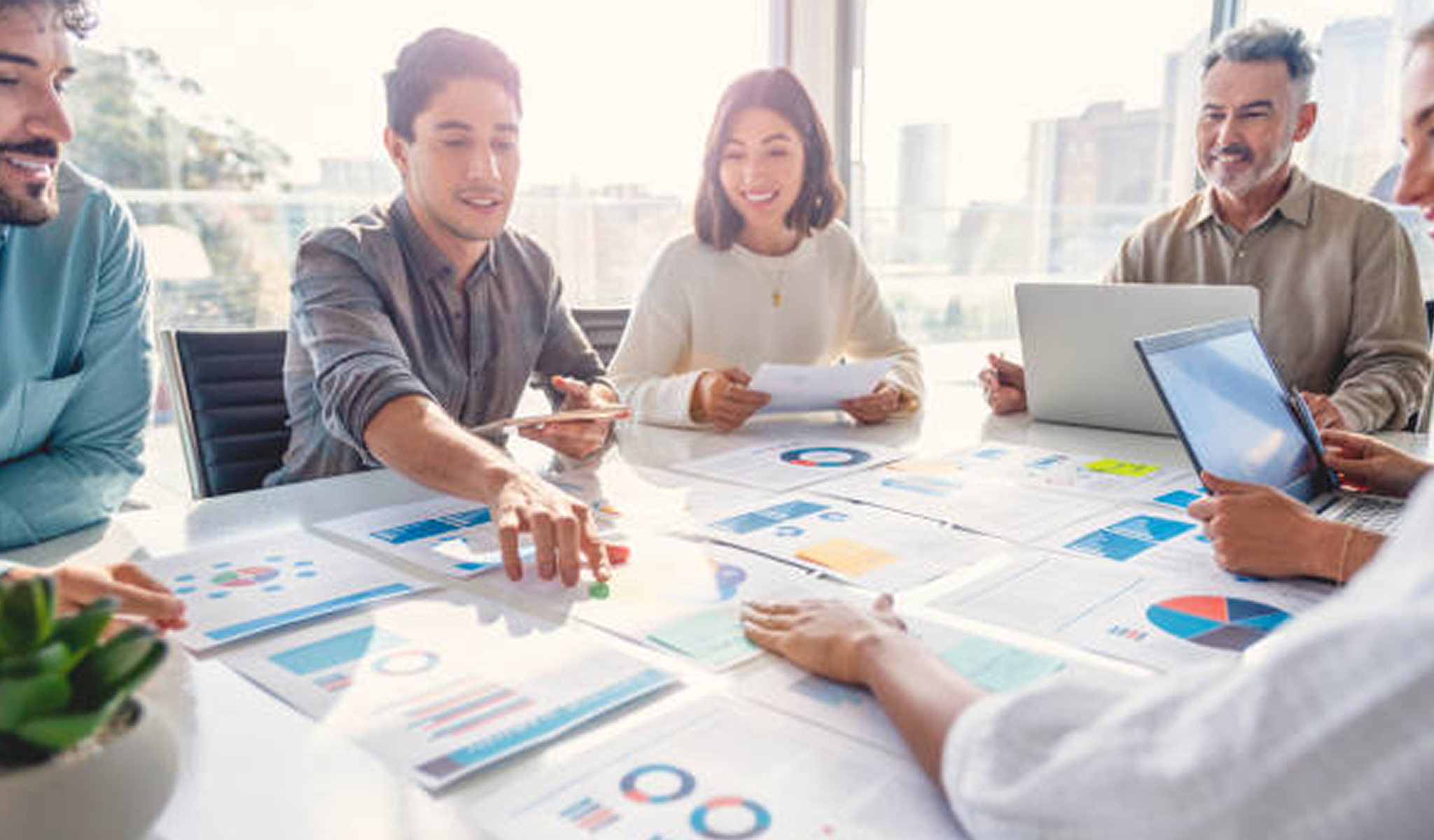 Top 10 Signs Your Business Needs a Software Consultant